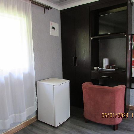 Aloes Guest House Leribe Extérieur photo