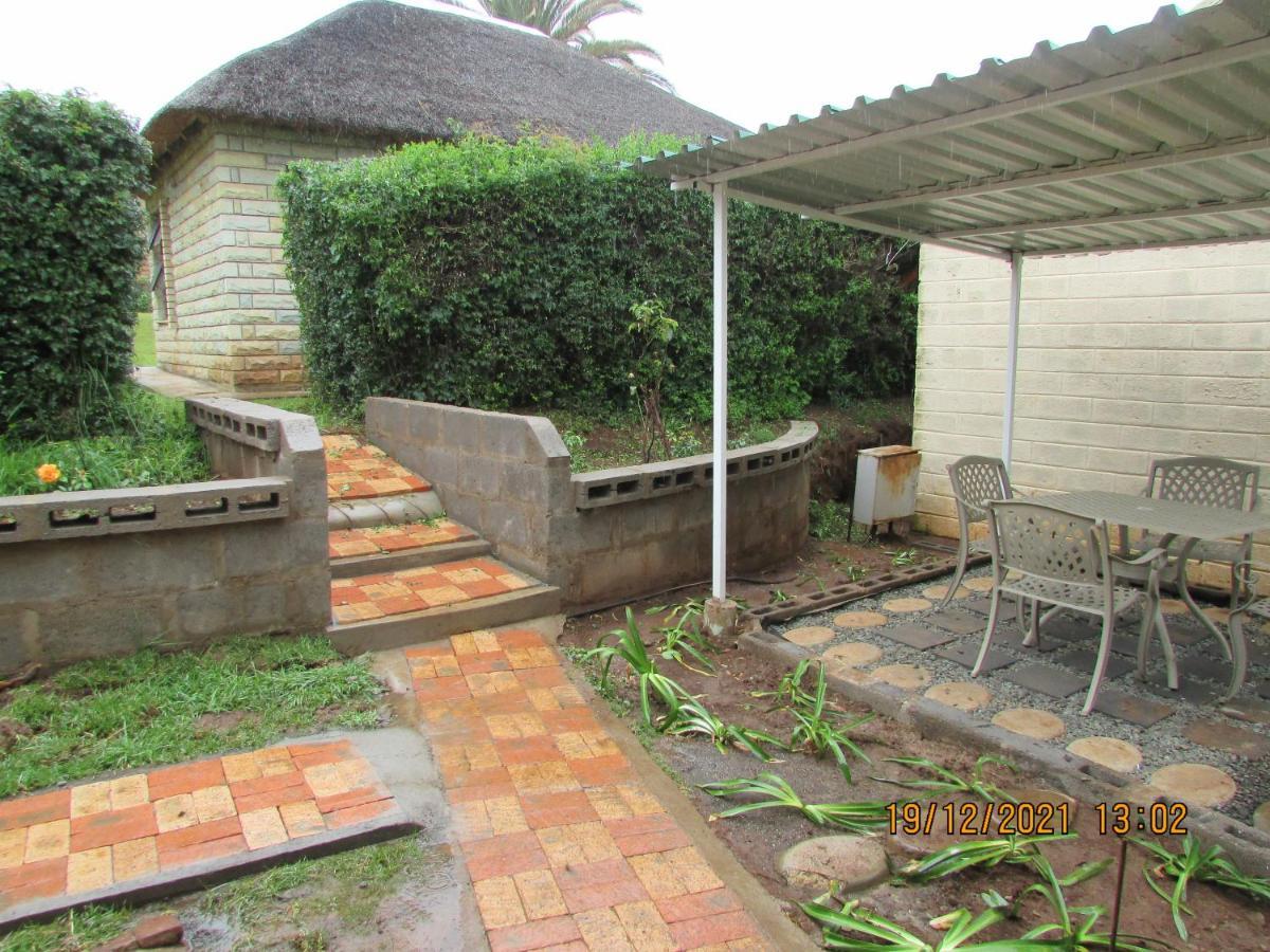 Aloes Guest House Leribe Extérieur photo