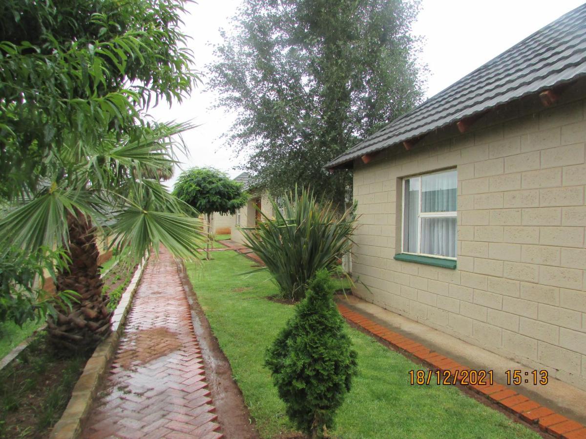 Aloes Guest House Leribe Extérieur photo