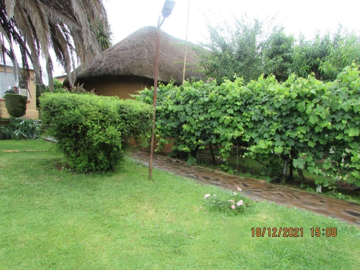 Aloes Guest House Leribe Extérieur photo