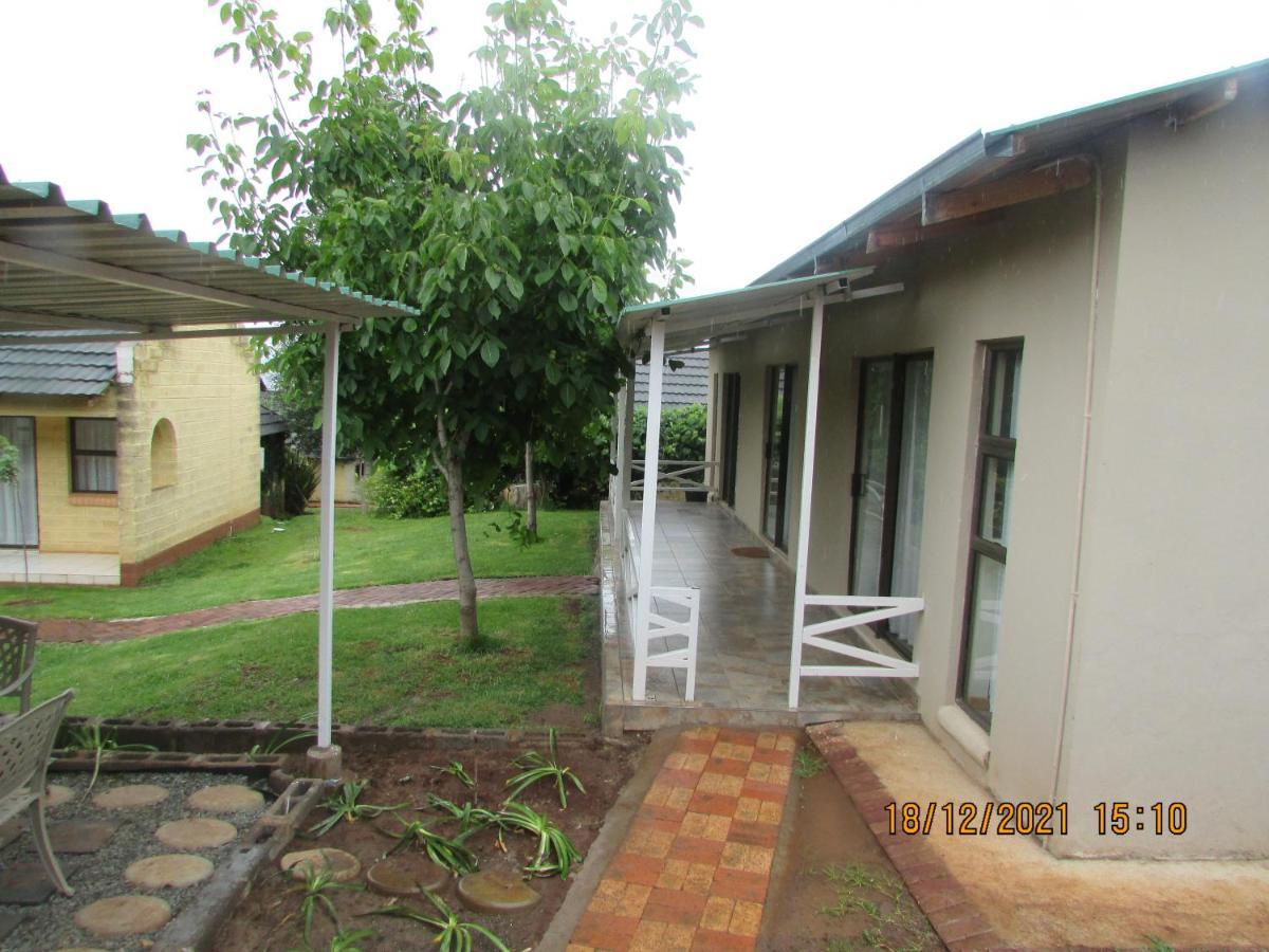 Aloes Guest House Leribe Extérieur photo